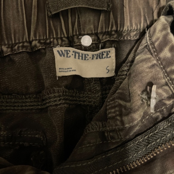 Cargo pants - Picture 2 of 7